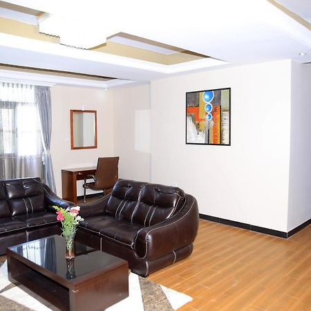 Yinm Furnished Apartment Адис Абеба Екстериор снимка