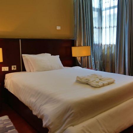 Yinm Furnished Apartment Адис Абеба Екстериор снимка