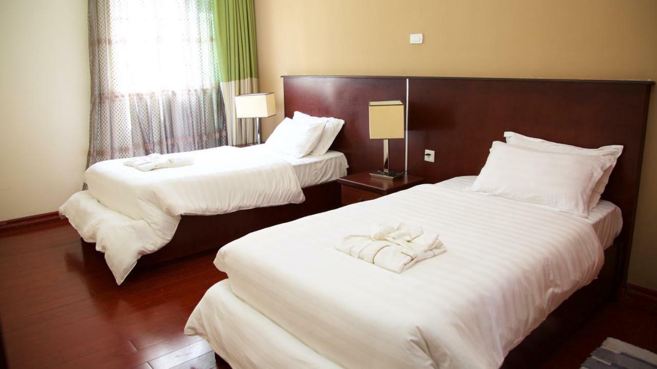 Yinm Furnished Apartment Адис Абеба Екстериор снимка
