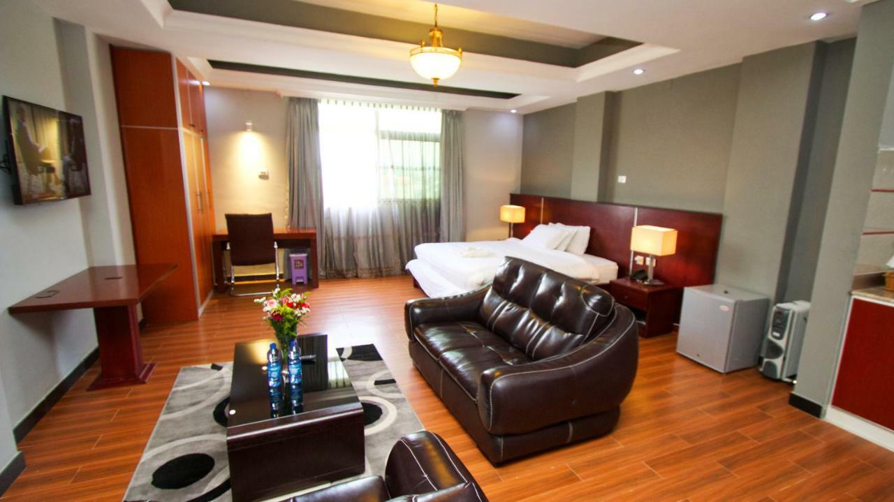 Yinm Furnished Apartment Адис Абеба Екстериор снимка